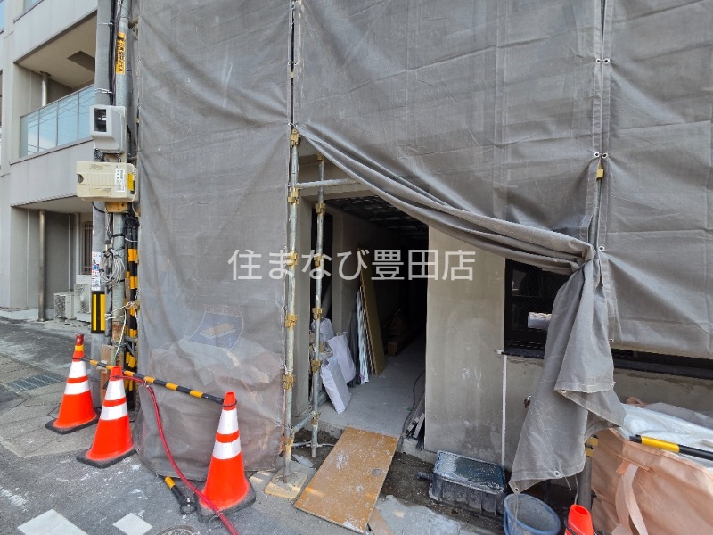 エントランス　建築中