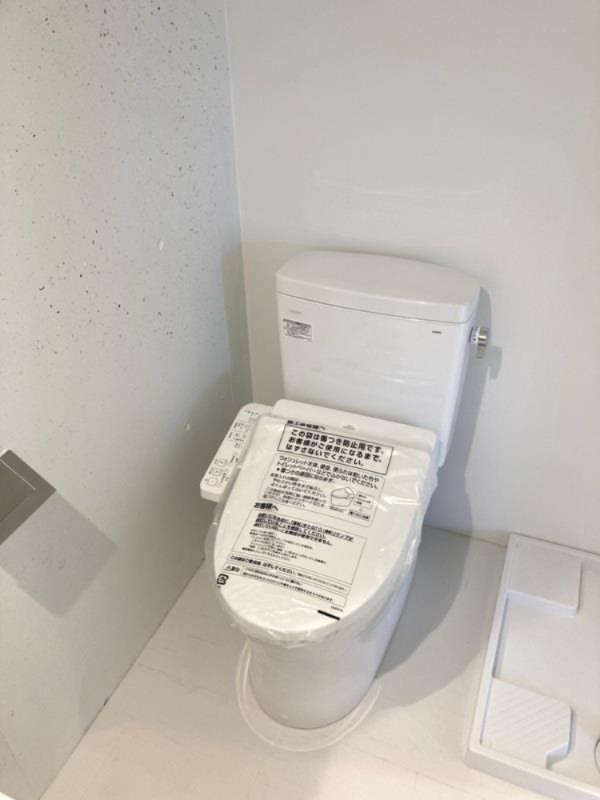 トイレ　別部屋参考写真