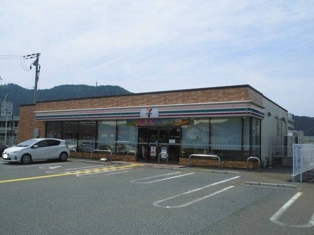 コンビニ　セブンイレブン木之本IC口店様（コンビニ）まで610m
