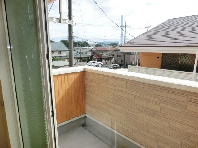 バルコニー　明るいバルコニー。