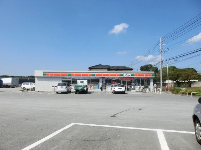 コンビニ　サンクス（コンビニ）まで330m