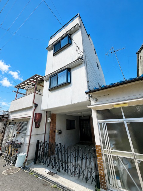 建物外観　駐車場付き戸建て♪♪
