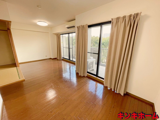 居室・リビング　写真は参考写真となります。現況を優先くださいませ。