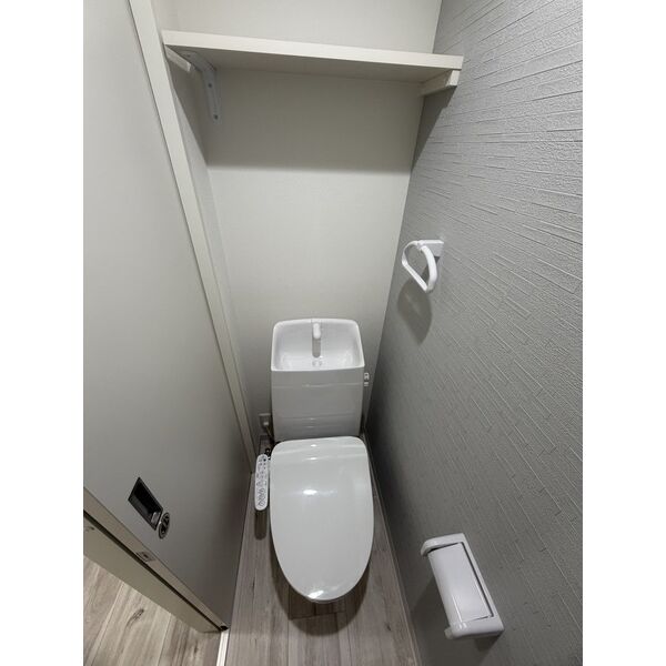トイレ　同コンセプトの別物件の画像です。