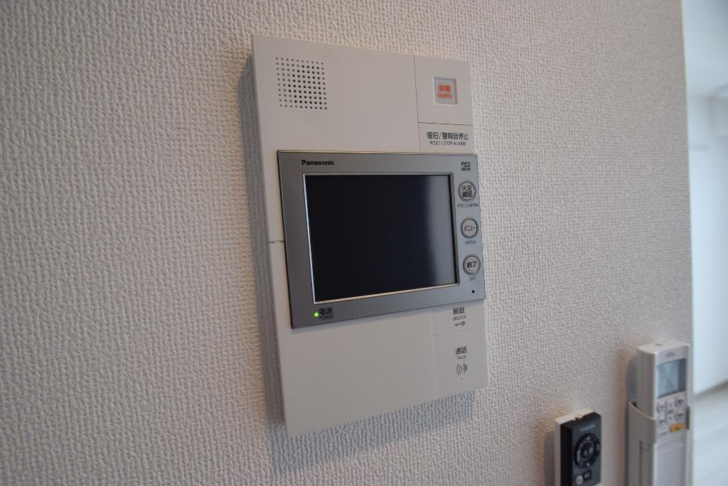 セキュリティ　カメラ付インターホン