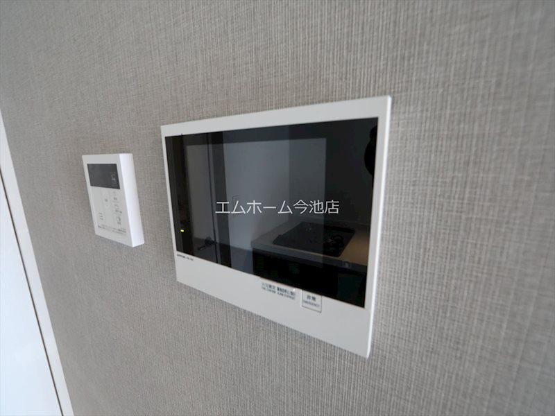 セキュリティ　TVモニター付インターホン