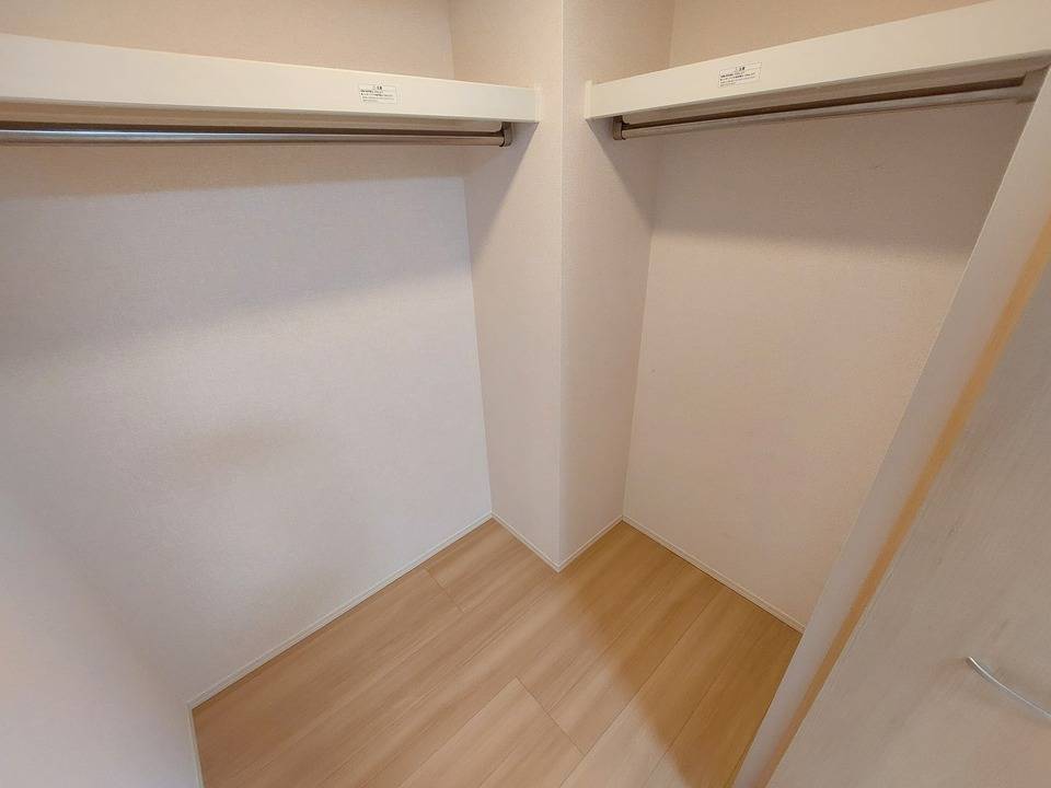 収納　ウォークインクローゼット
