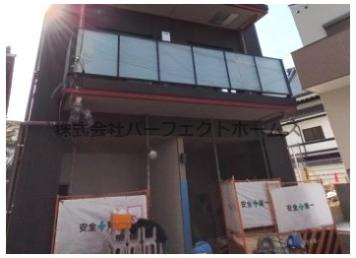 ロビー　落ち着いたエントランスです