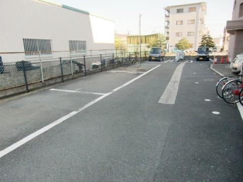 その他共有部分　駐車場