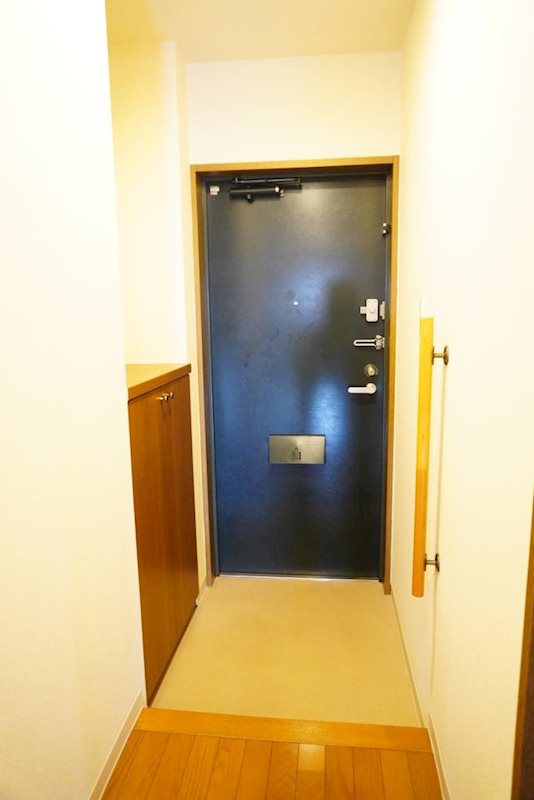 玄関　他部屋の写真です