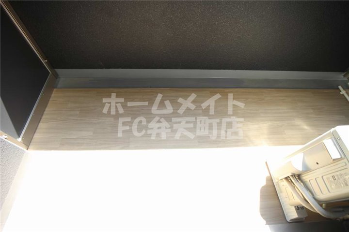 バルコニー　バルコニーで洗濯物が干せます