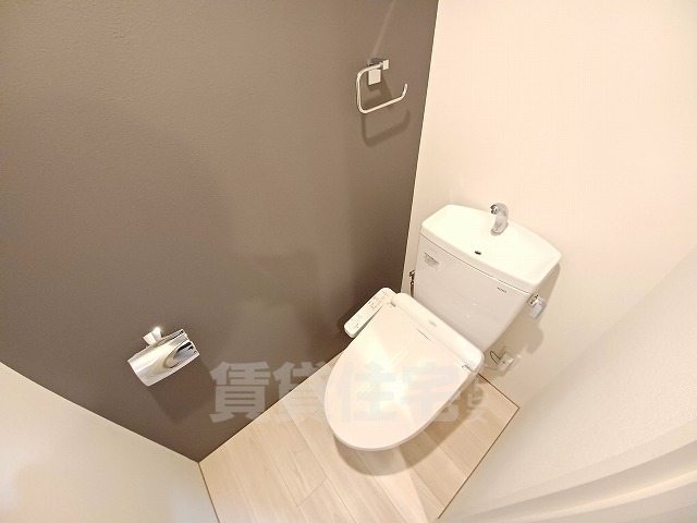 トイレ　同建物　別部屋