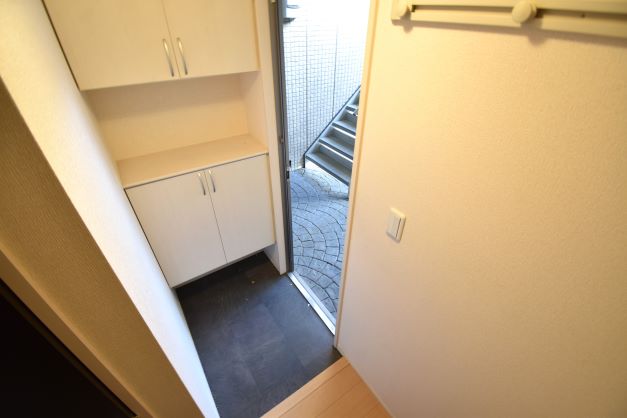 ＪＲ高崎線 熊谷駅 徒歩15分 2階建 築15年の玄関写真