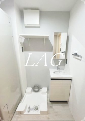 その他設備　室内洗濯機置場になります。