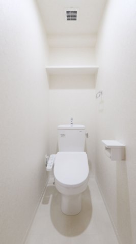 トイレ　コンパクトで使いやすいトイレです