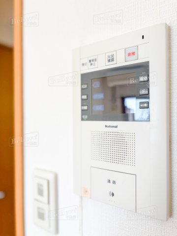 セキュリティ　TVインターホン付きで安心です★