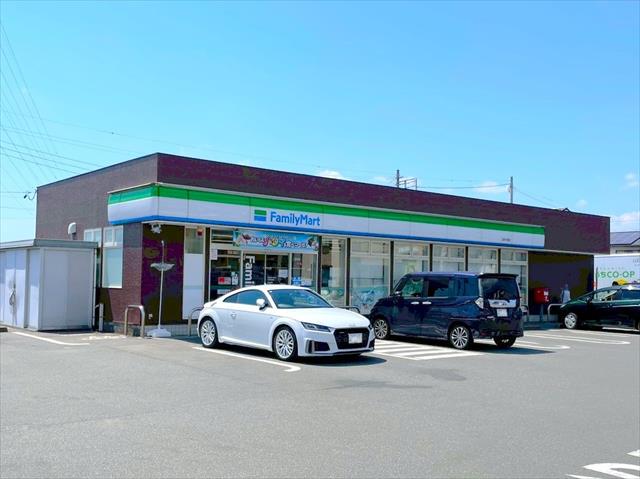 コンビニ　ファミリーマート三島中島店（コンビニ）まで848m
