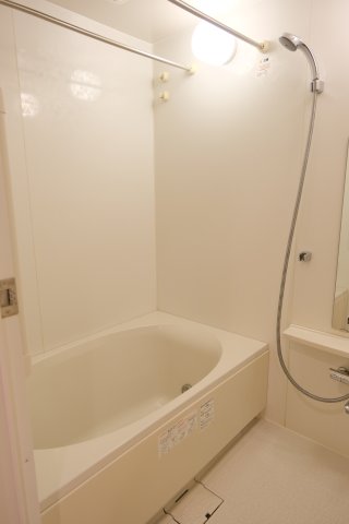 バス・シャワールーム　バス※別部屋参考写真