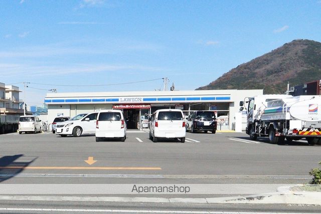 コンビニ　ローソン鳴門競艇場前店（コンビニ）まで797m