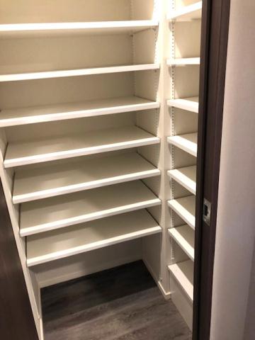 玄関　落ち着いた玄関です