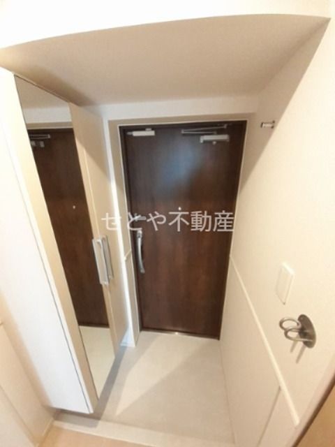 ヴィラ フェリシア 小台橋の玄関写真