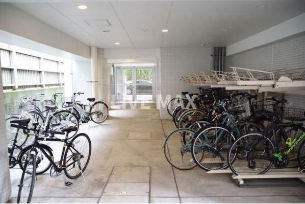 駐車場　駐輪場