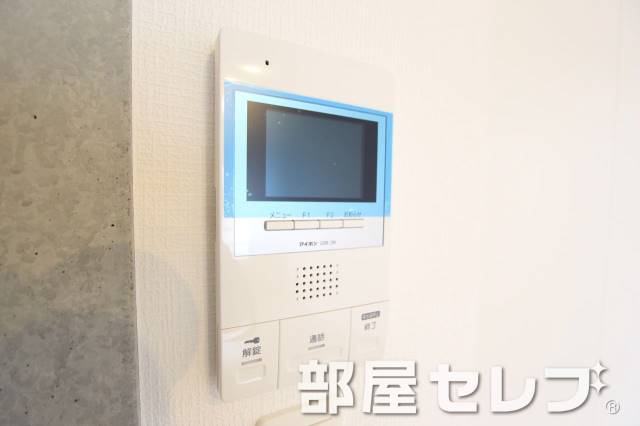 セキュリティ　モニターホンで安心ですね。