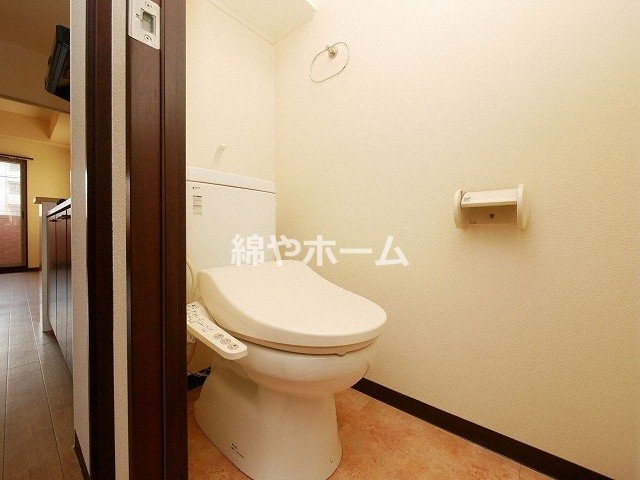 トイレ　シンプルで使いやすいトイレです