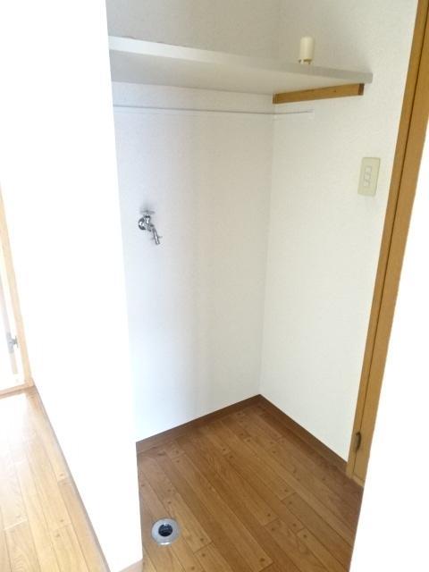 洗面設備　室内洗濯機置場