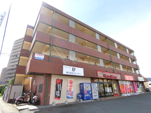 建物外観　博多南駅徒歩圏内！１階にはテナントが入っております。