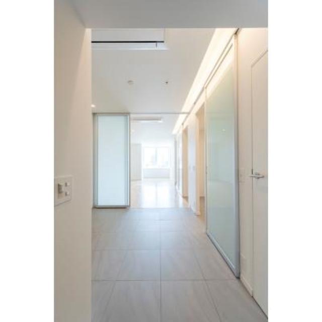 玄関　※写真は同タイプ住戸です。
