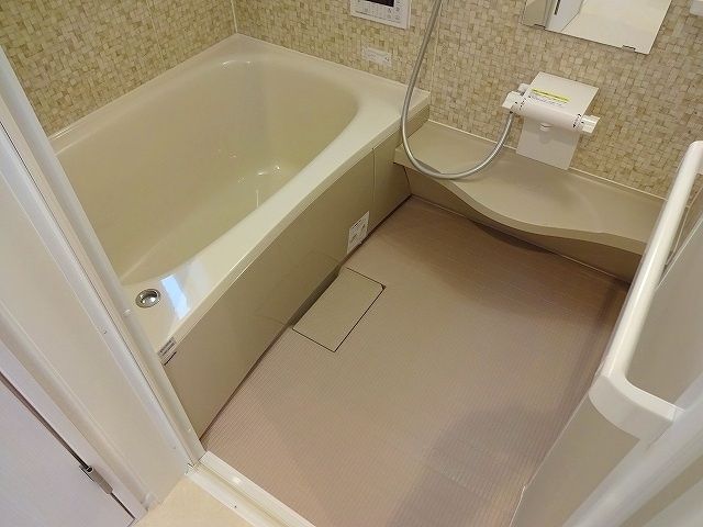 バス・シャワールーム　清潔な浴室！
