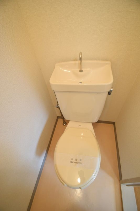 トイレ　同タイプ別室参考写真