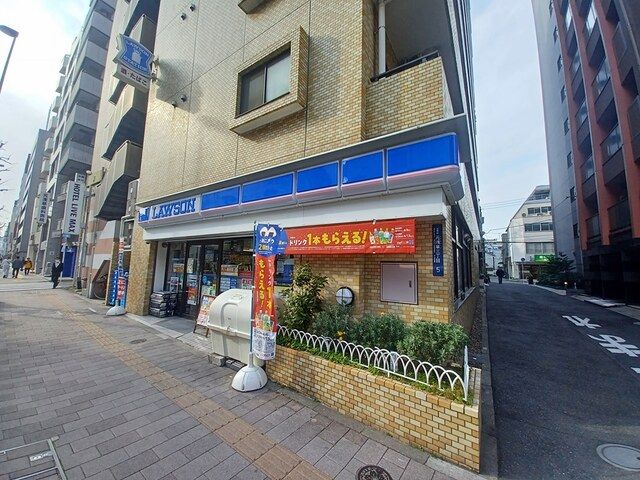 コンビニ　LAWSON（コンビニ）まで199m