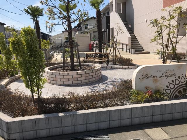 建物外観　外観写真（昼）
