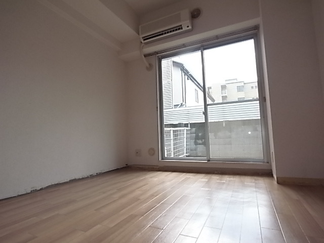 その他部屋・スペース　見ての通り日当たり良好のお部屋です。
