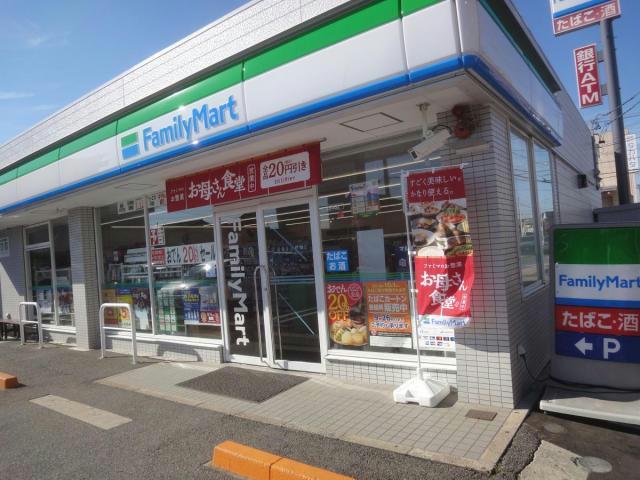コンビニ　ファミリーマート楠一丁目店（コンビニ）まで422m