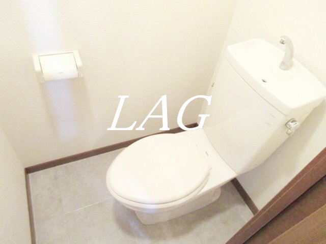 トイレ　トイレです。