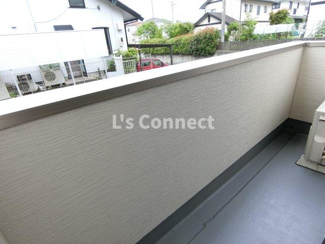 バルコニー　晴れた日には洗濯物もたくさん干せます。