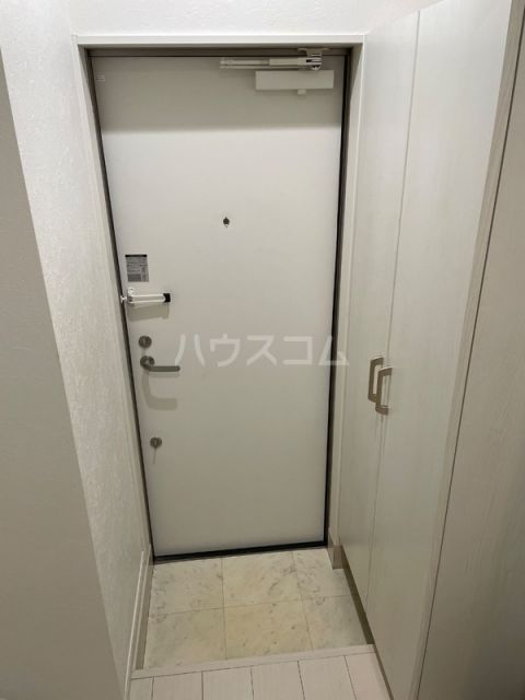 Infoglia Brezzaの玄関写真