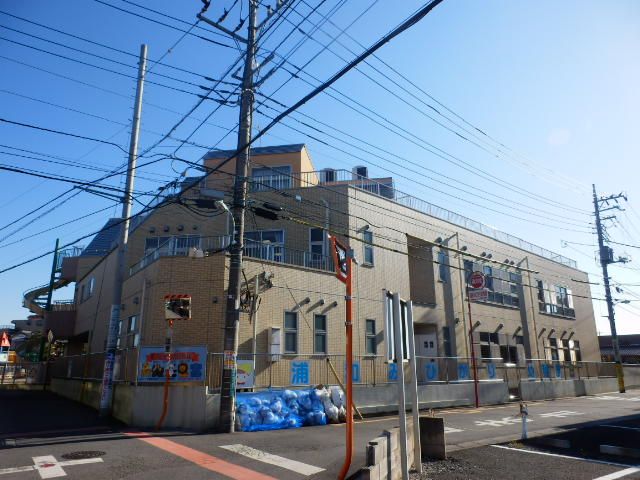 幼稚園・保育園　浦和みひかり幼稚園（幼稚園・保育園）まで216m