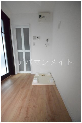 その他設備　室内洗濯機置き場になります