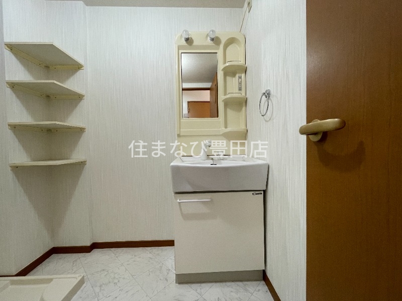 洗面設備　同型タイプ