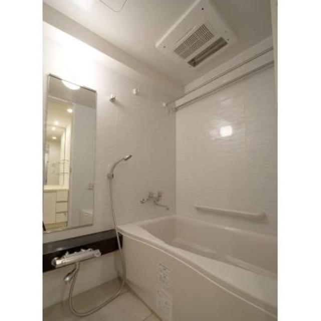 バス・シャワールーム　※写真は同タイプ住戸です。