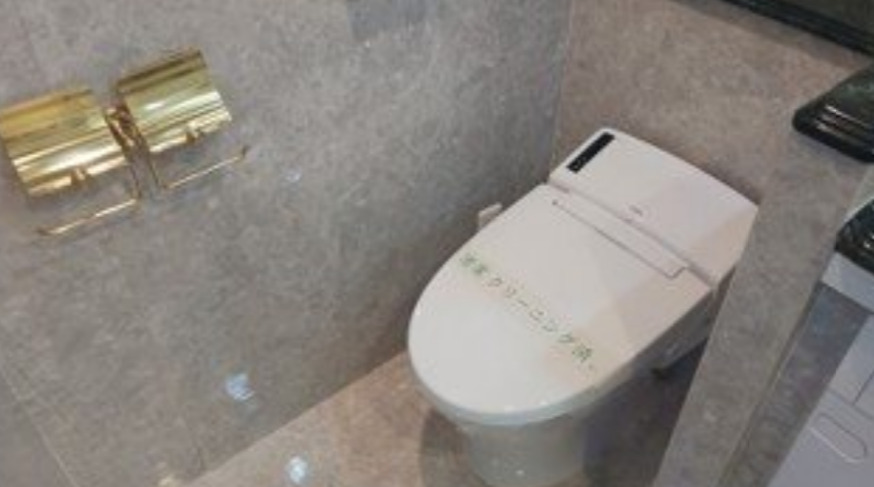 トイレ　落ち着いたトイレです