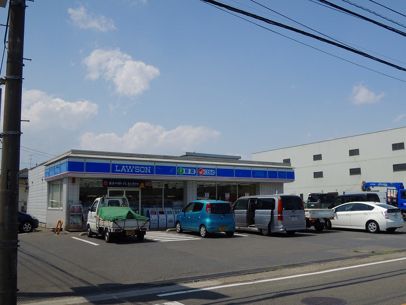 コンビニ　ローソン（コンビニ）まで221m