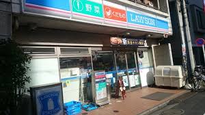 コンビニ　ローソン千束4丁目店（コンビニ）まで290m