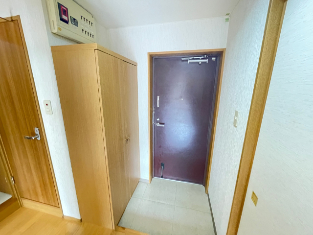 玄関　靴箱があります。