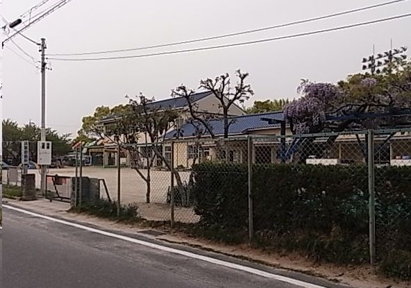 幼稚園・保育園　吉浜幼稚園（幼稚園・保育園）まで400m
