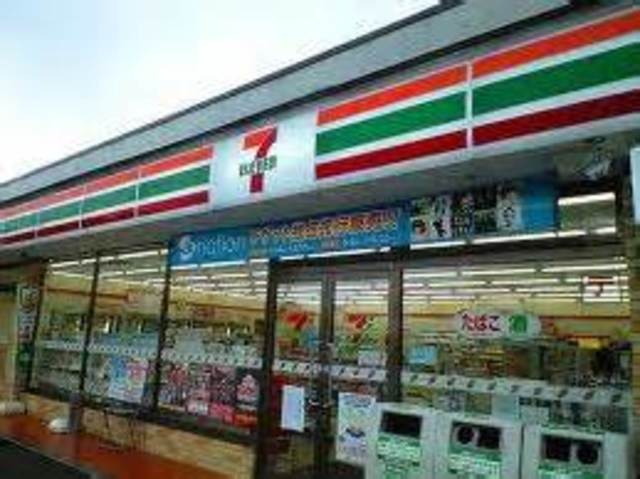 コンビニ　セブンイレブン練馬石神井高校前店（コンビニ）まで539m